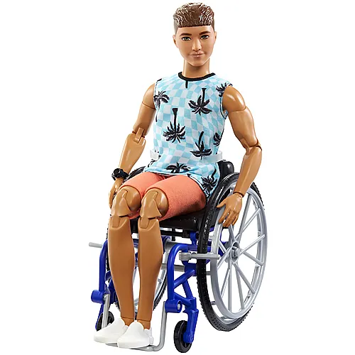 Ken Puppe im Rollstuhl