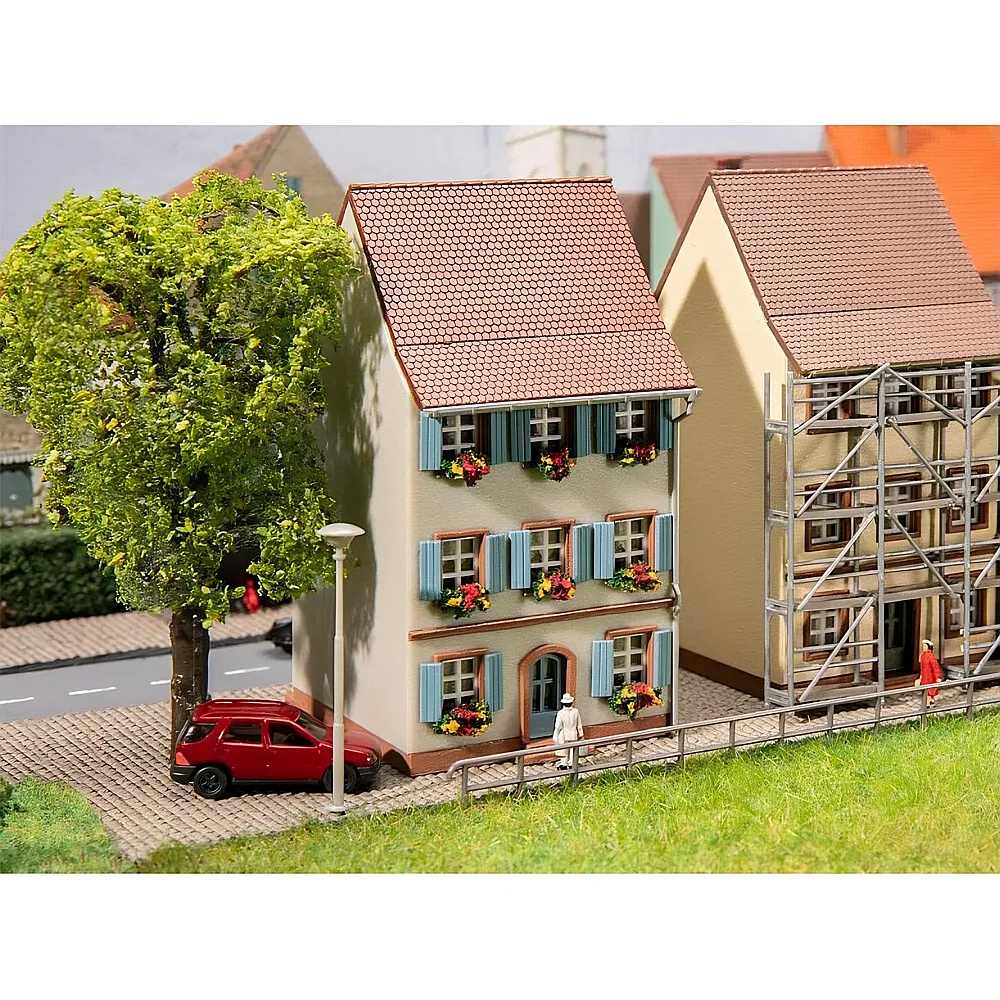 Faller Altstadthaus mit Fensterlden