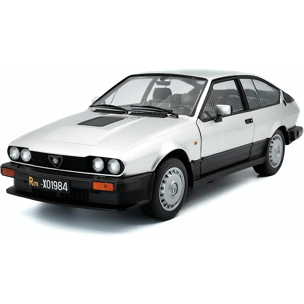 Solido 1:18 Alfa Romeo GTV6 1984 Silber